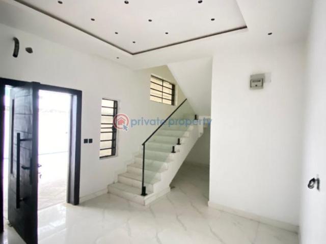 House for sale in Eti Osa, Lagos