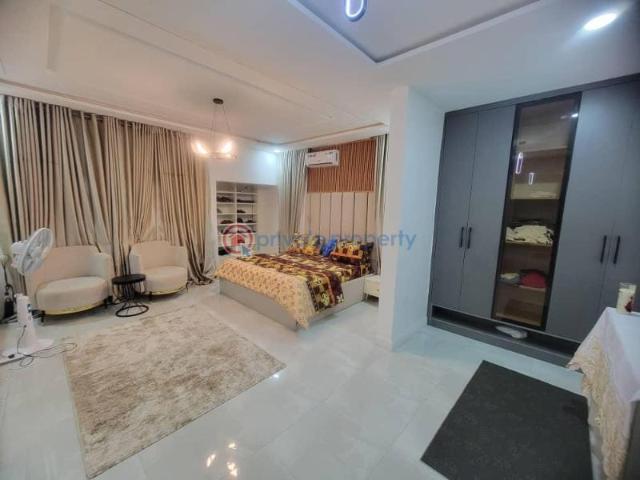House for sale in Abuja, Central Area Phase 2 