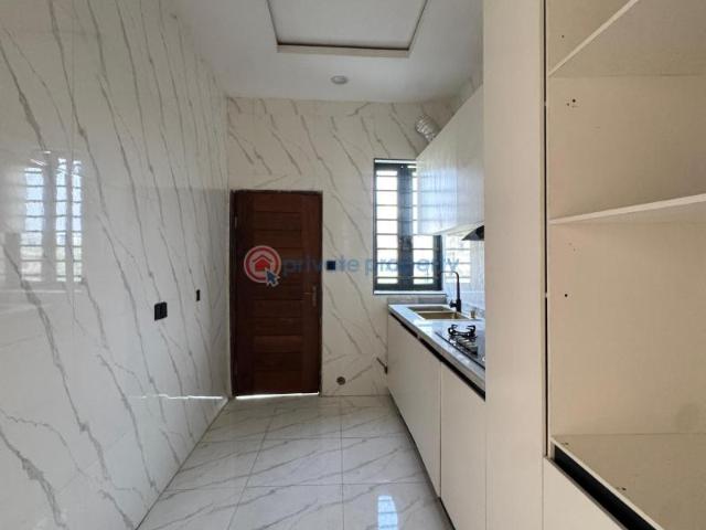 House for sale in Eti Osa, Abuja