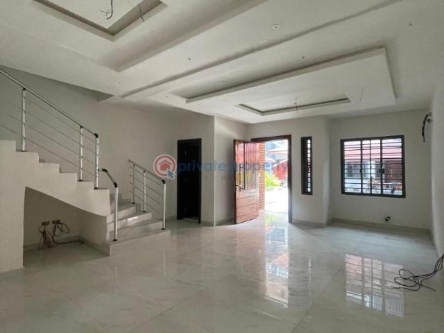 House for sale in Lagos, Lekki