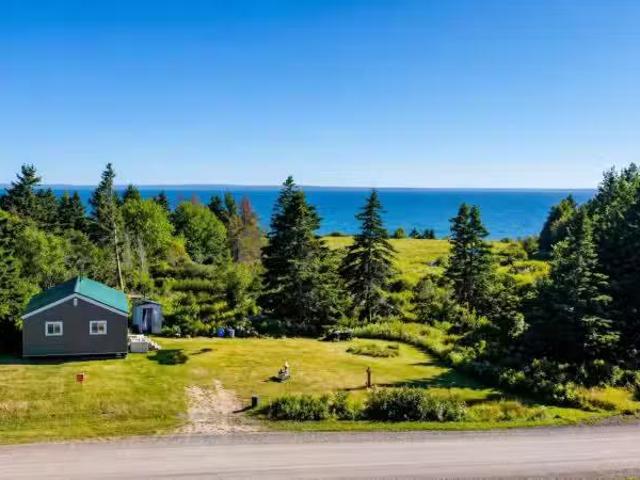 House for sale in Pictou Island, Nova Scotia