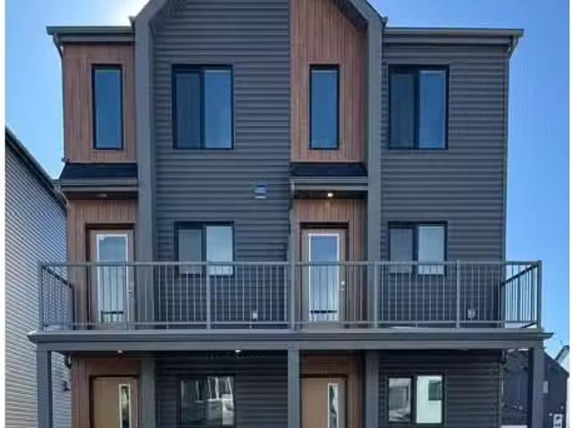 House for sale in Wedgewood, Alberta