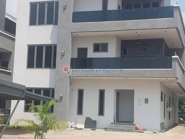 House for sale in Asaba