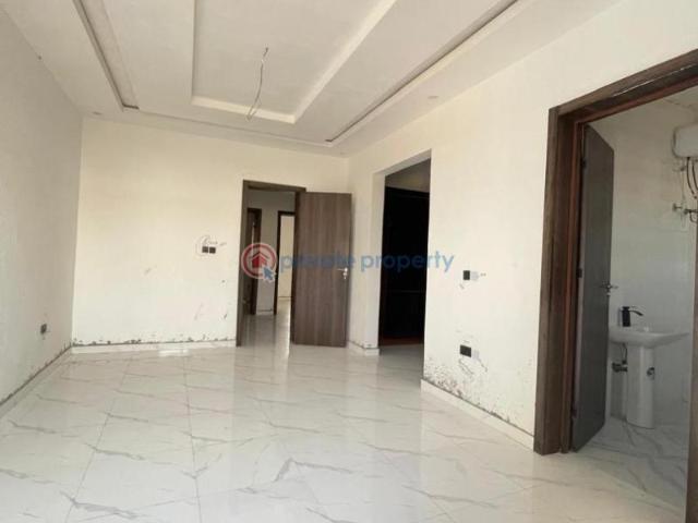 House for sale in Eti Osa, Lagos