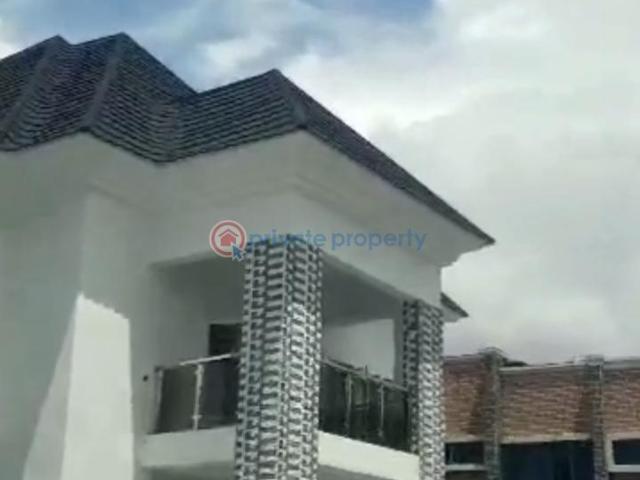 House for sale in Asaba