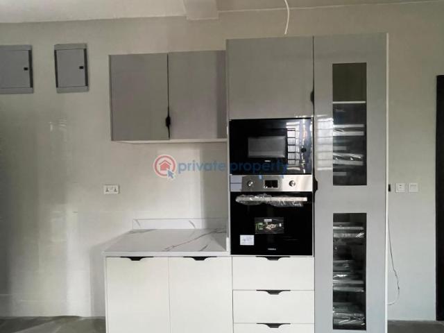 House for sale in Eti Osa, Lagos