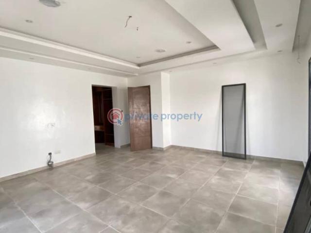 House for sale in Eti Osa, Lagos