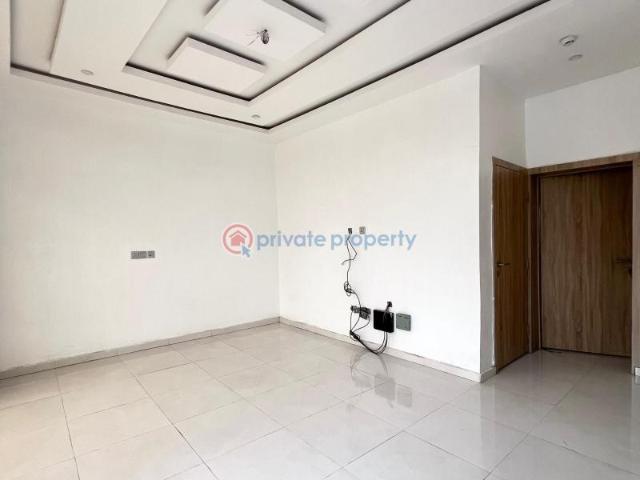 House for sale in Lagos, Lekki