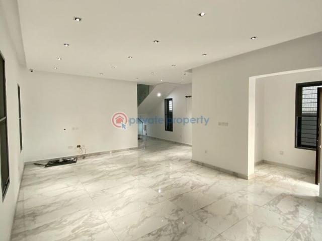 House for sale in Eti Osa, Lagos