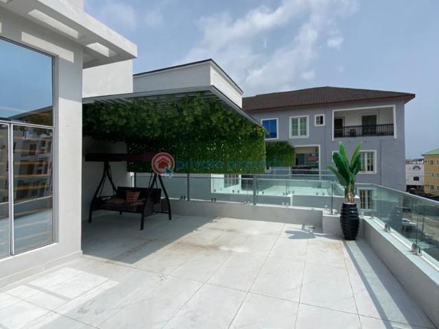 House for sale in Eti Osa, Lagos