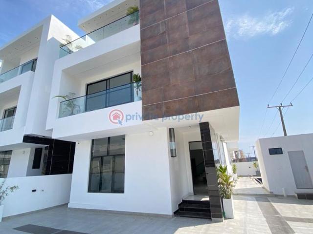 House for sale in Eti Osa, Lagos