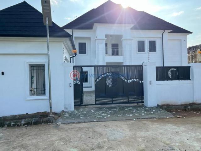 House for sale in Asaba
