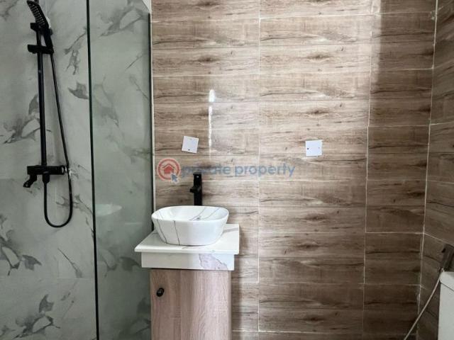 House for sale in Lagos, Lekki