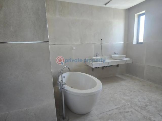 House for sale in Lagos, Lekki
