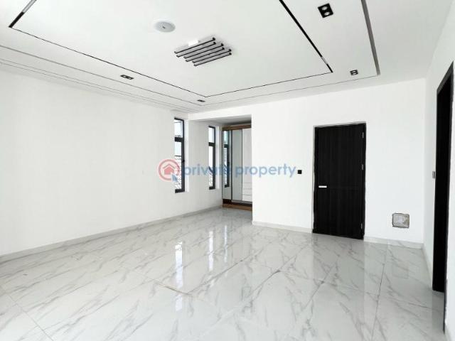 House for sale in Lagos, Lekki
