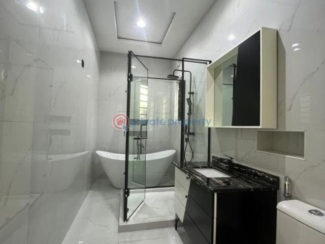 House for sale in Lagos, Ikeja 
