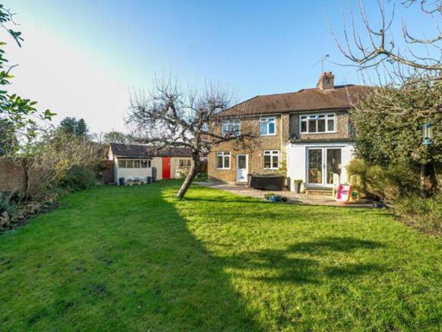 House for sale in West Wickham, Greater London