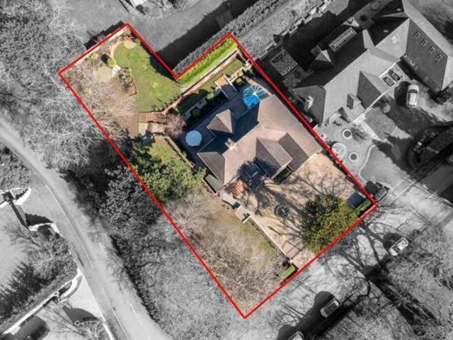 House for sale in Bromsgrove, Worcestershire