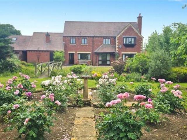 House for sale in Broadway, Murcot