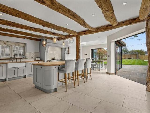 House for sale in Chalfont St. Peter, Denham