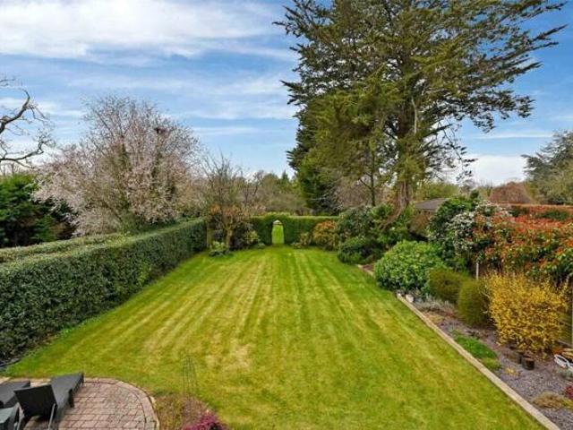 House for sale in Datchet