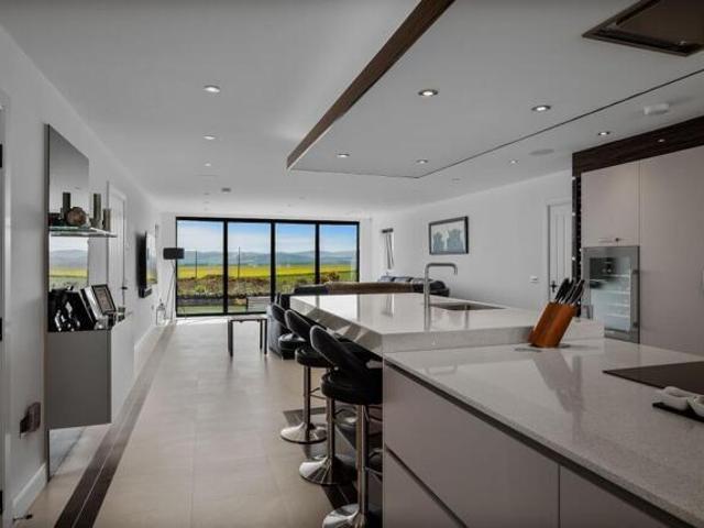 House for sale in Kirriemuir, Scotland