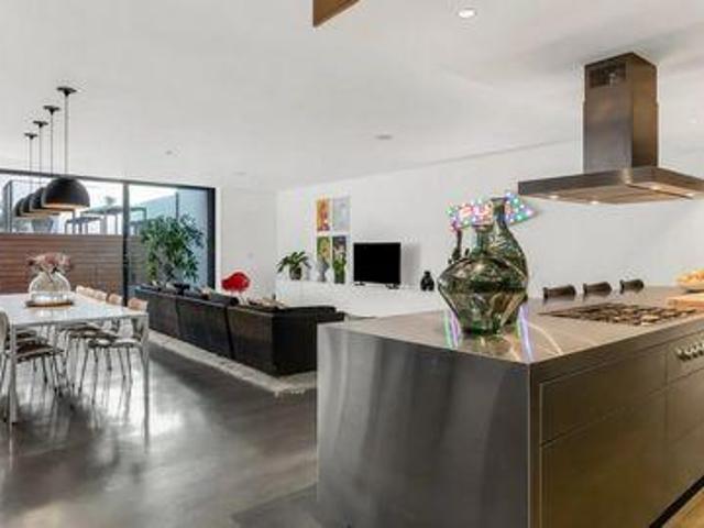 House for sale in Greater London