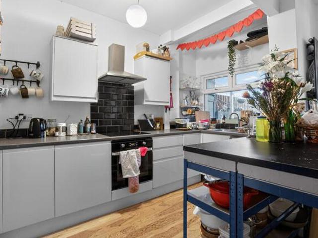 House for sale in Scotch Estate, Greater London