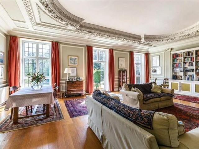 House for sale in Speen, Stockcross