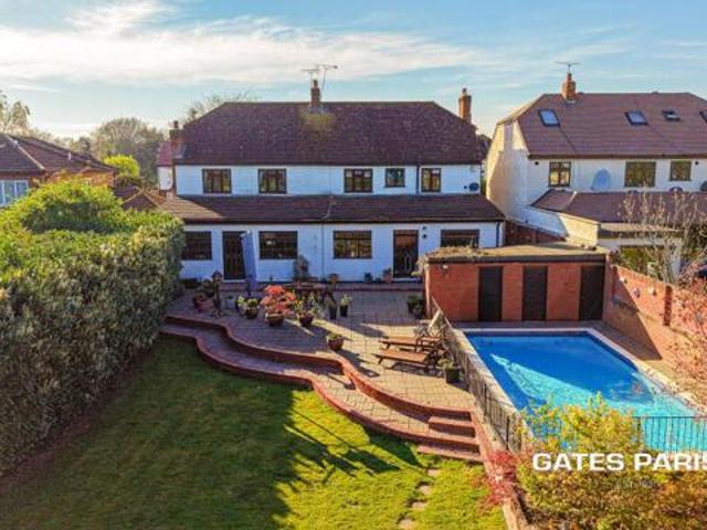 House for sale in Upminster, Greater London