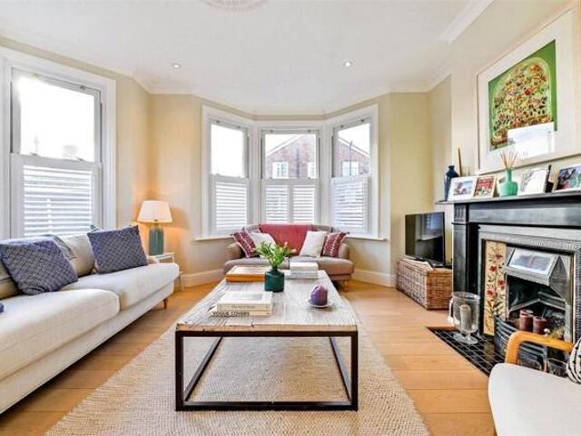 House for sale in Windsor, Clewer Within