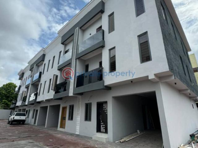 House for sale in Lagos, Ikeja 