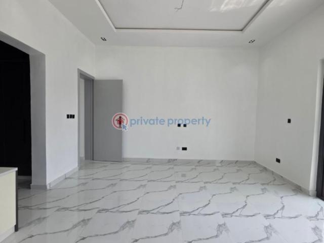 House for sale in Eti Osa, Lagos