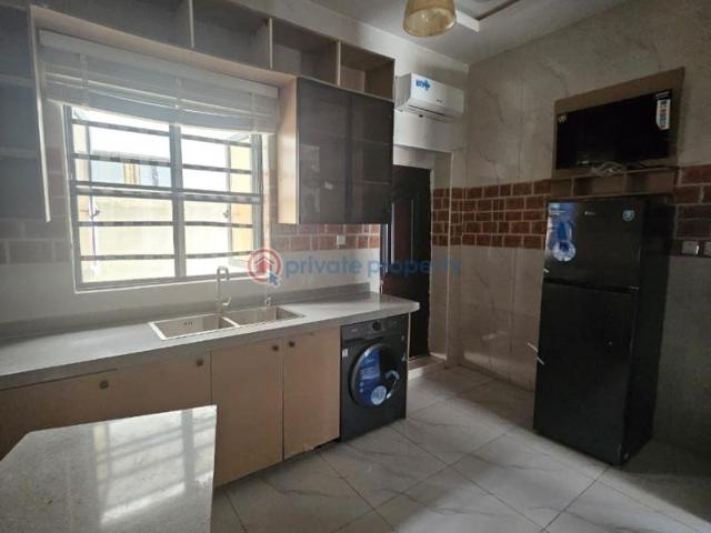 House for sale in Eti Osa, Lagos