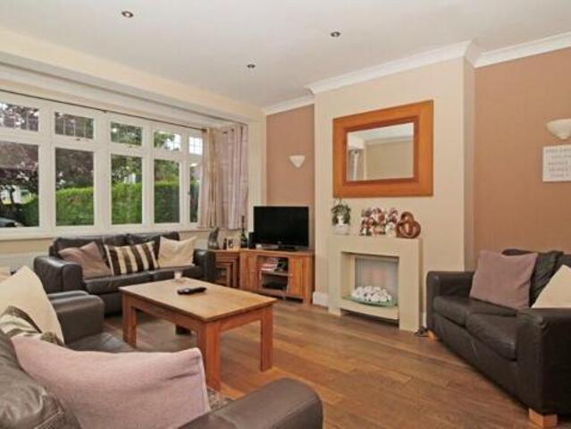 House for sale in West Wickham, Greater London