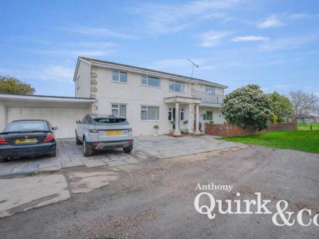 House for sale in Leigh Beck, Essex