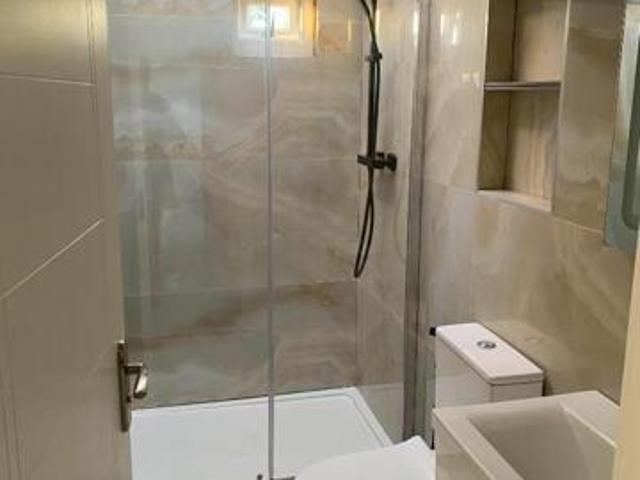 House for sale in London Borough of Ealing, Greenford