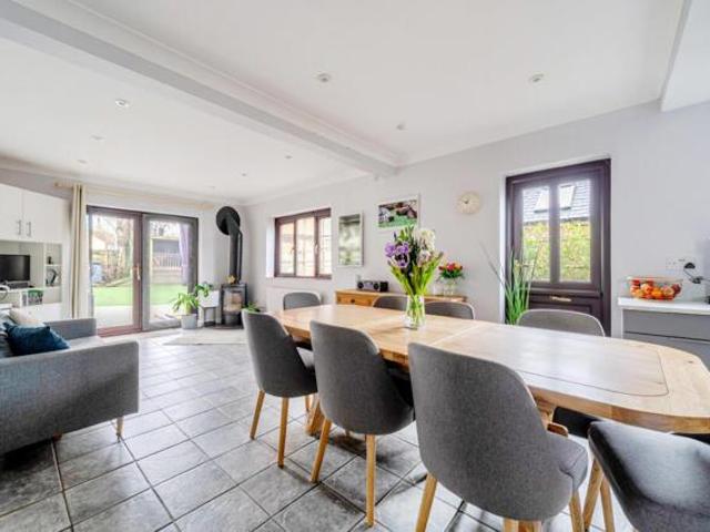 House for sale in Fleet, Hart