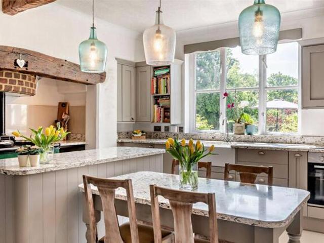 House for sale in Goose Green, Horsham