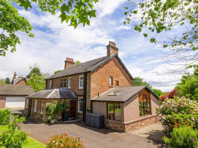 House for sale in Kirriemuir, Scotland