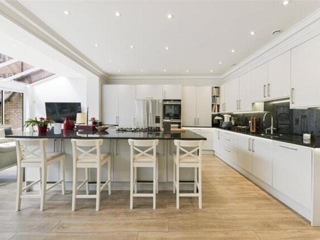 House for sale in Greater London