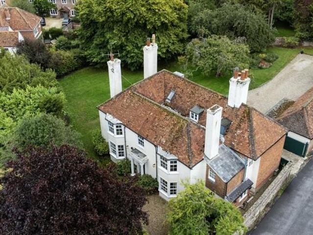 House for sale in Speen