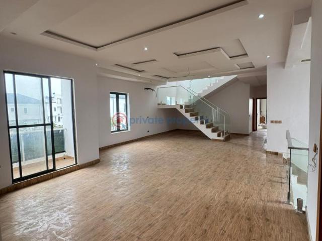 House for sale in Eti Osa, Abuja