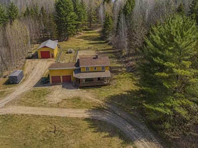 House for sale in Danville, Quebec