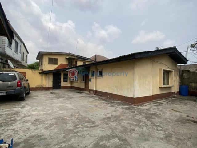 Apartment for sale in Surulere , Surulere