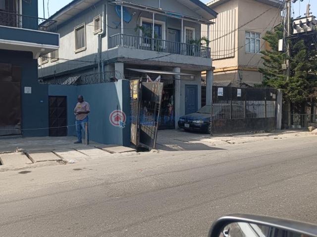 Apartment for sale in Surulere , Surulere