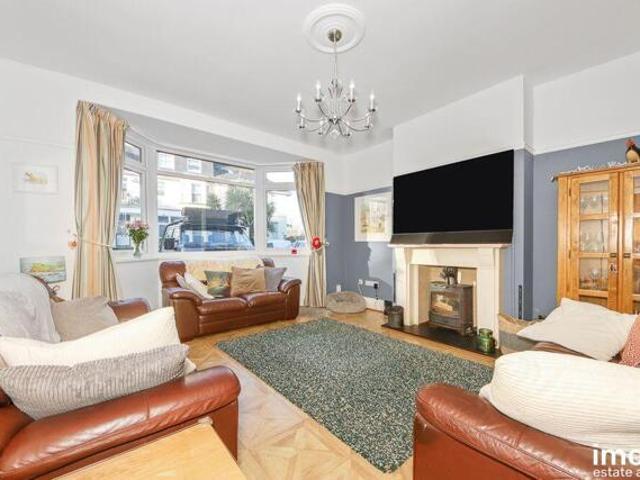 House for sale in Livermead