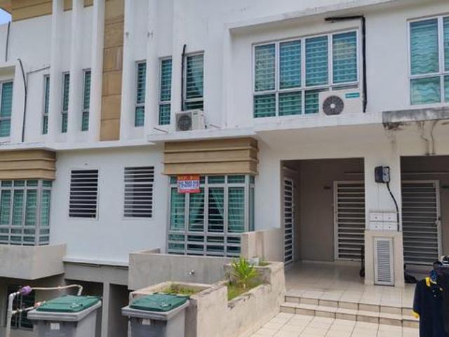 Townhouse for sale in Nilai, Negeri Sembilan