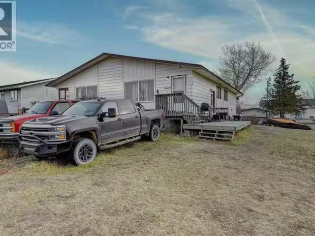 House for sale in Sexsmith, Alberta
