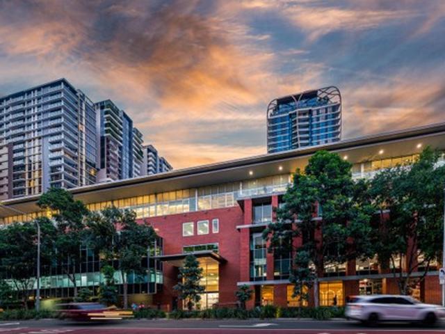 Office for sale in Toombul, Queensland